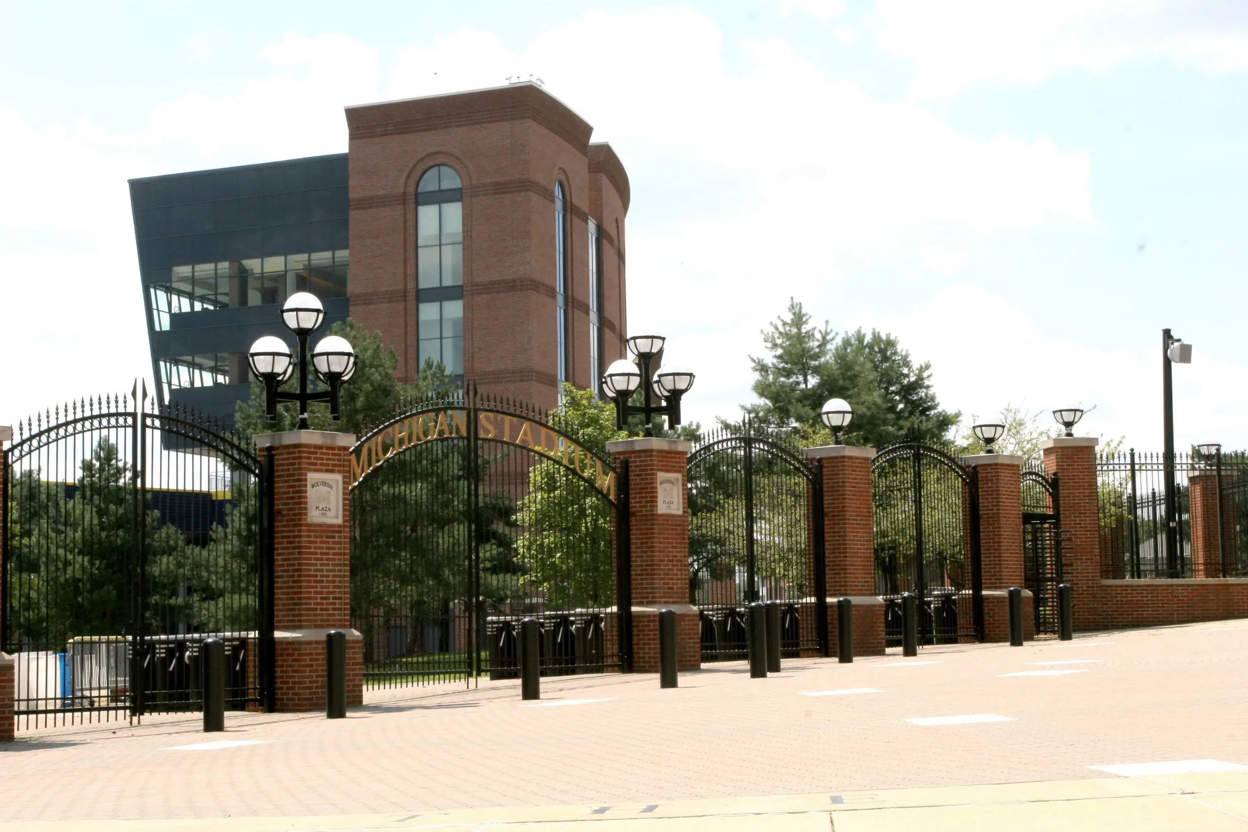 University of Michigan – Football Stadium “The Big House” University of Michigan – Football Stadium “The Big House”